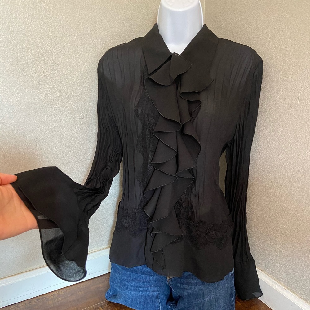 Vintage Victorian Ruffled neck button up Blouse